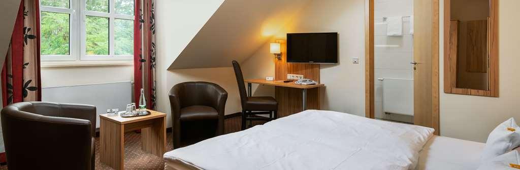 Classicx Landhaus & Hotel - Bed & Breakfast Gensingen Room photo